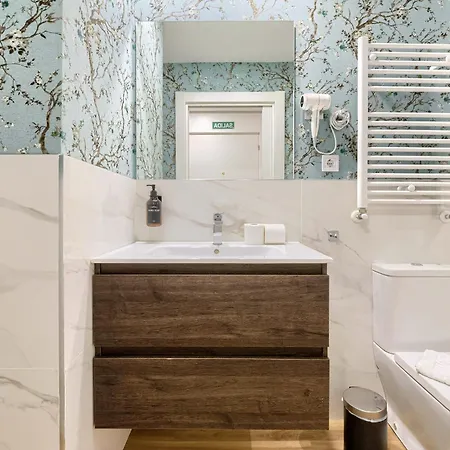 Deustown Lägenhet *