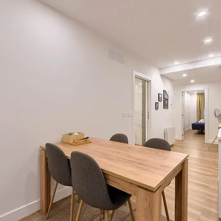 Deustown Apartamento