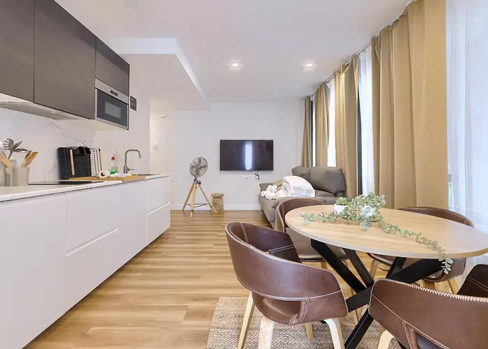 Deustown Apartament *